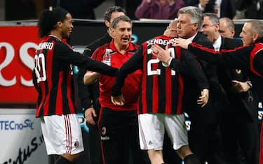 milan_senderos_dinho_esultanza_lecce