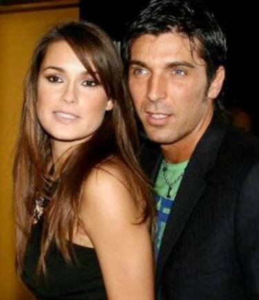 buffon_seredova_01