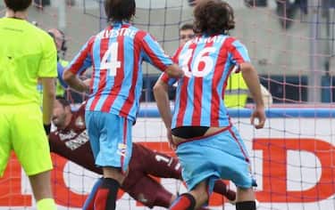 plasmati_pantoloncino_abbassato_catania_torino_548