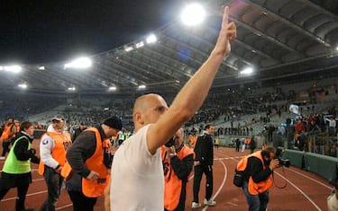 tommaso_rocchi_festeggia_curva