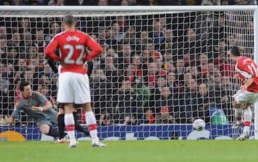 van_persie_doni_arsenal_roma