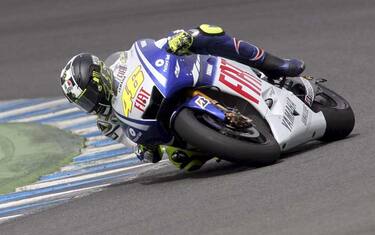 valentino_rossi_test_jerez