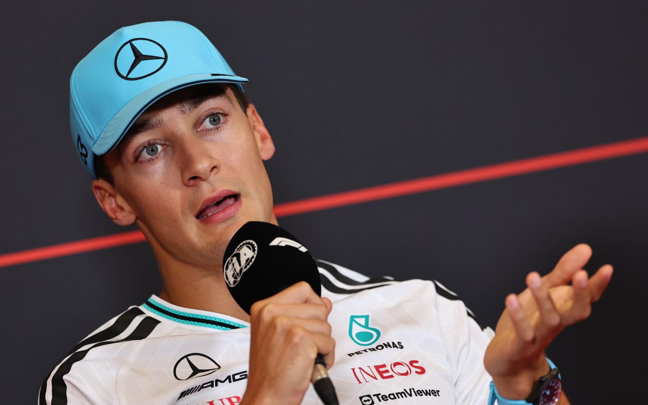 Russell: "Sembrava che le McLaren volassero nelle FP2". VIDEO