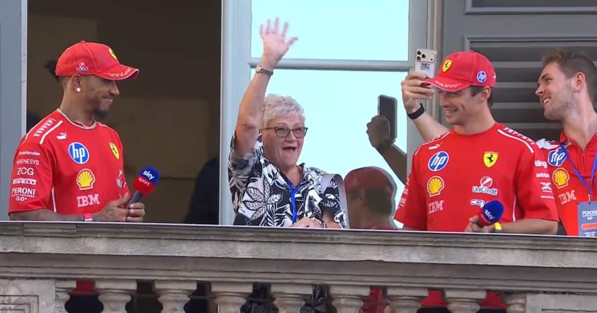 https://sport.sky.it/assets/images/b0891ac49eadc67532dabfbee5a90890463f0e40/skysport/it/motori/formula-1/video/2026/09/02/f1-mamma-hamilton-milano-drive-to-monza-1121564/og_madre_hamilton.jpg?im=Resize,width=1218