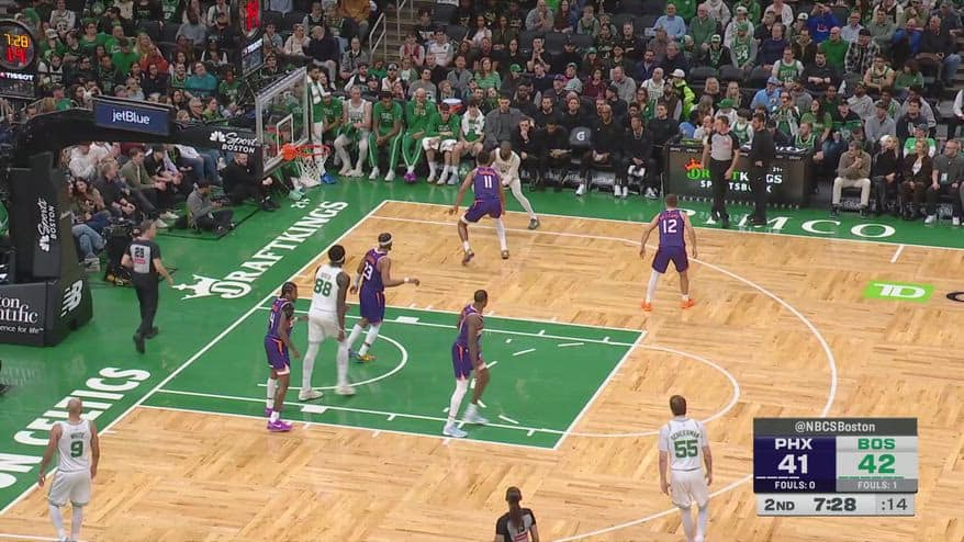 NBA, 41 punti di Jaylen Brown contro Phoenix