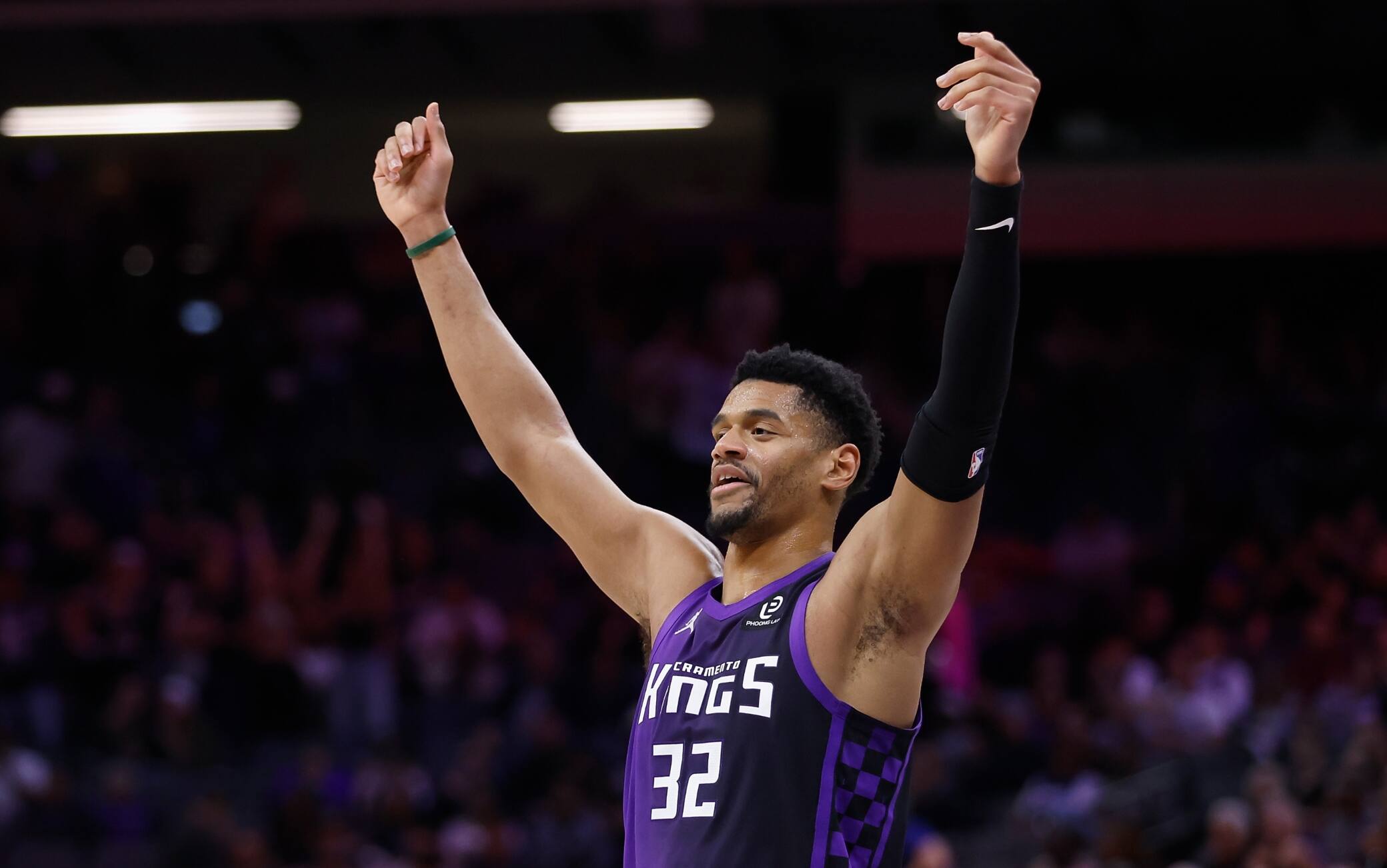 NBA, le due stoppate di Dylan Cardwell regalano la vittoria ai Kings: la top-5. VIDEO