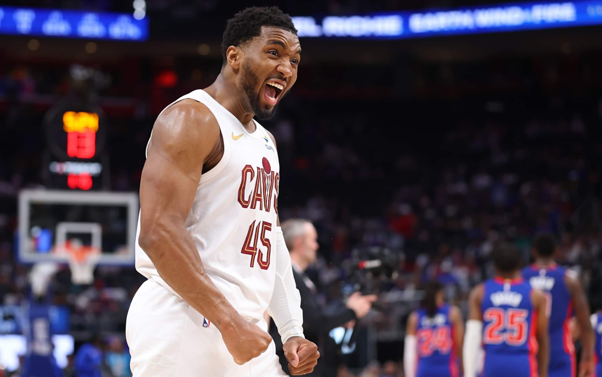 Playoff NBA, i risultati della notte: Cleveland travolge Detroit e vola alle finali a Est