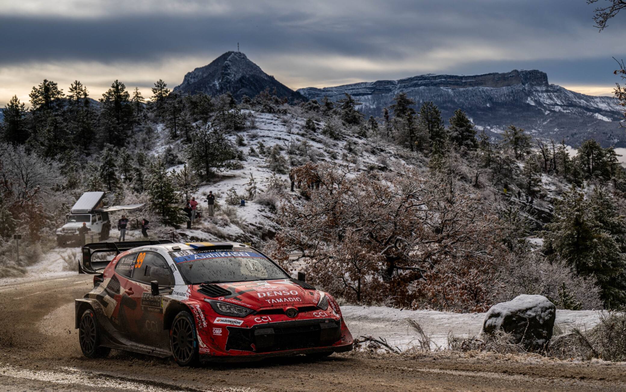 Rally Monte-Carlo, show sulla neve: Solberg resta al comando. VIDEO