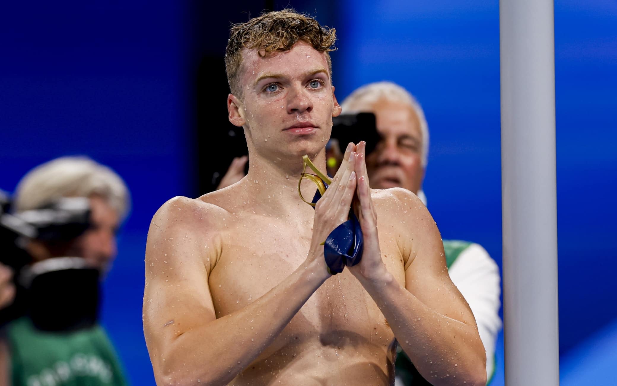 Léon Marchand salta 200 e 400 misti agli Europei di nuoto: le news sul forfait