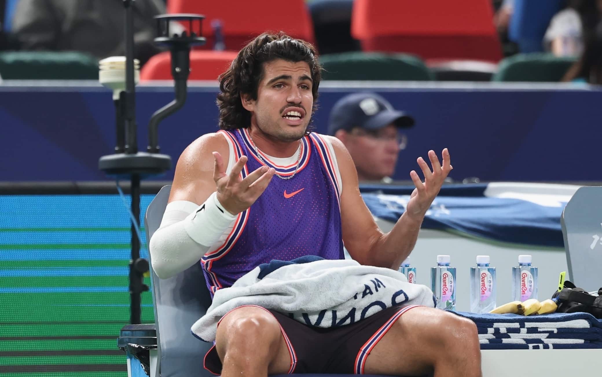Alcaraz, duro sfogo dopo il ko con Bergs a Shanghai