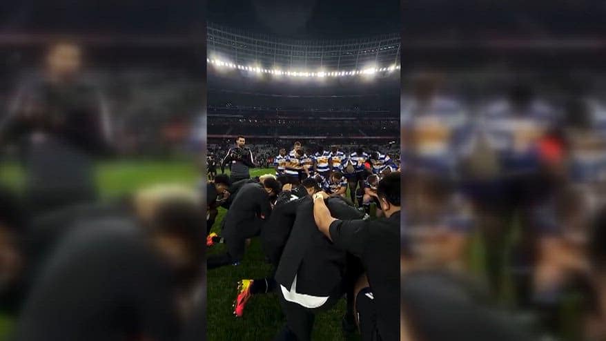Rugby, All Blacks in Sudafrica fra vittorie e preghiere