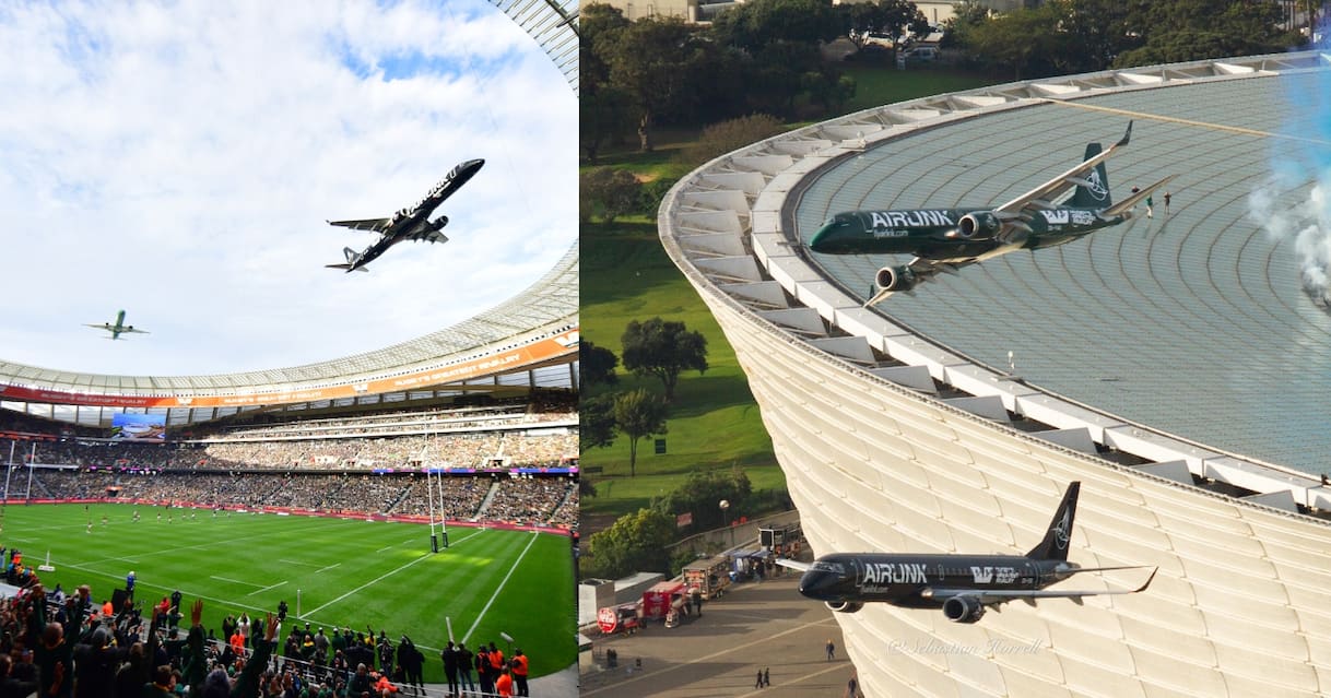Spettacolo in Sudafrica: aerei di linea sorvolano lo stadio