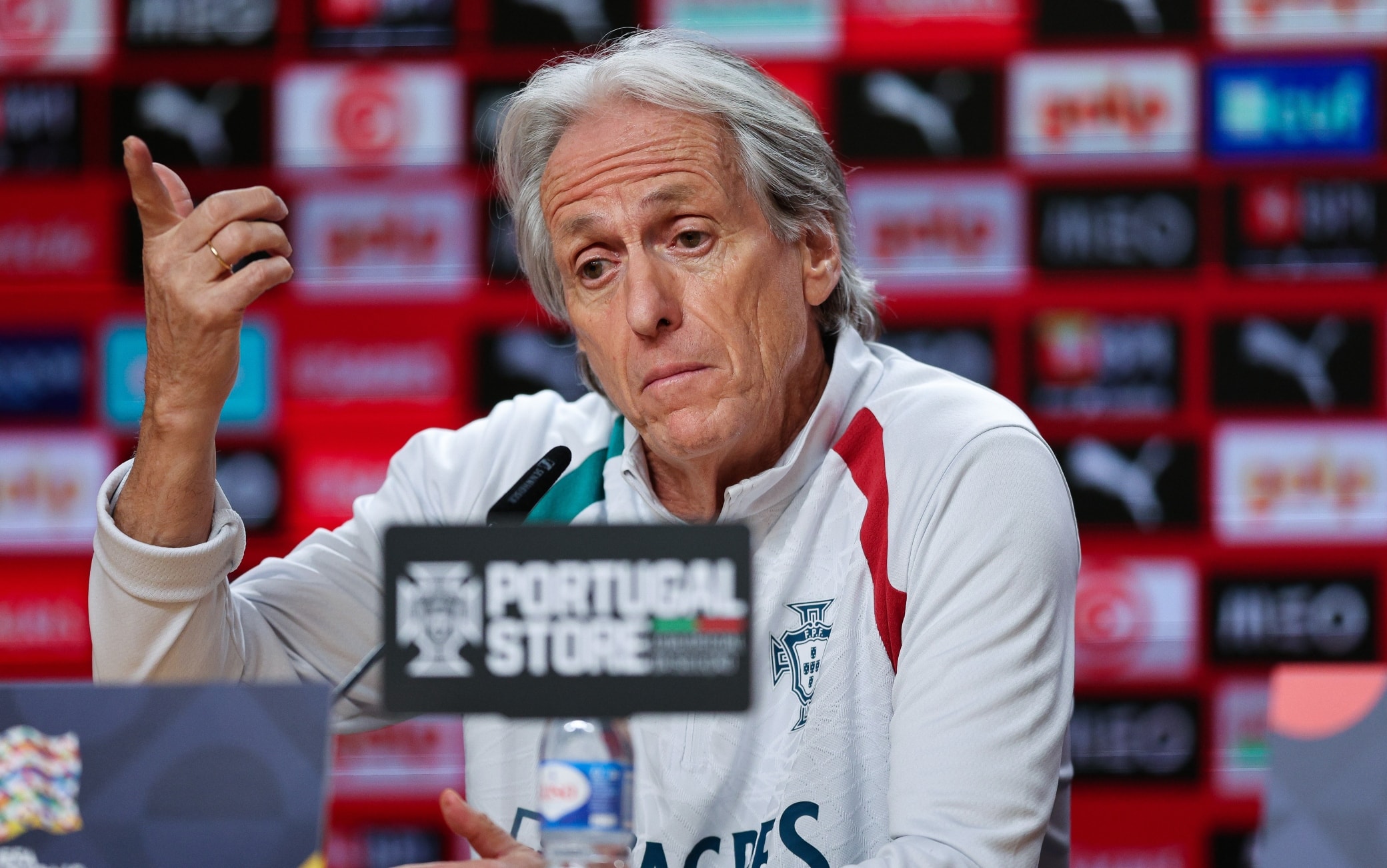 Portogallo, Jorge Jesus: "Non ignoro Cristiano, ma devo pensare alla nazionale"