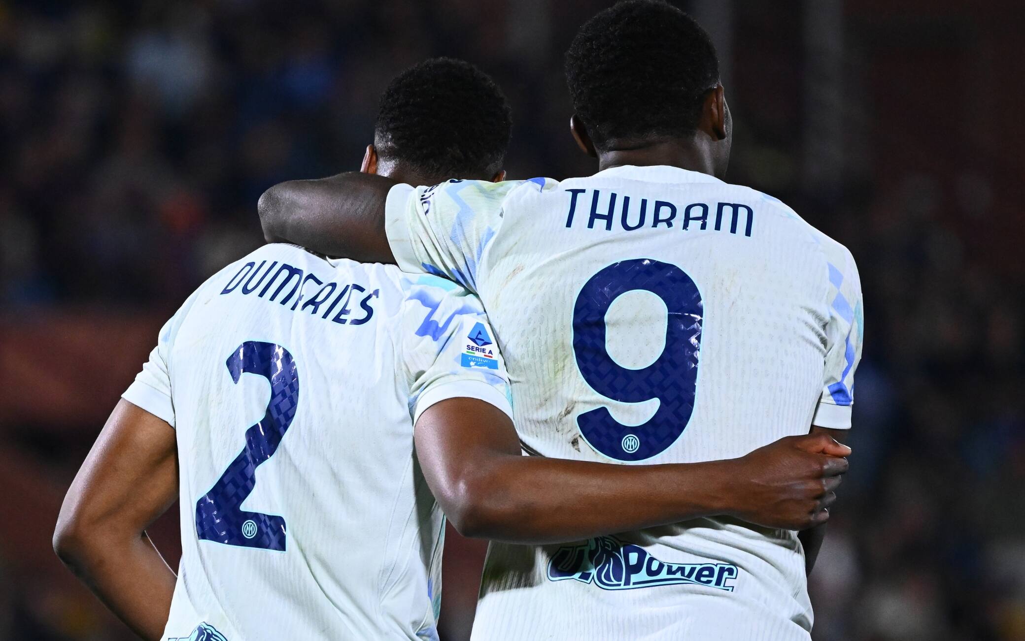 Inter, nel momento più importante riecco Dumfries e Thuram 