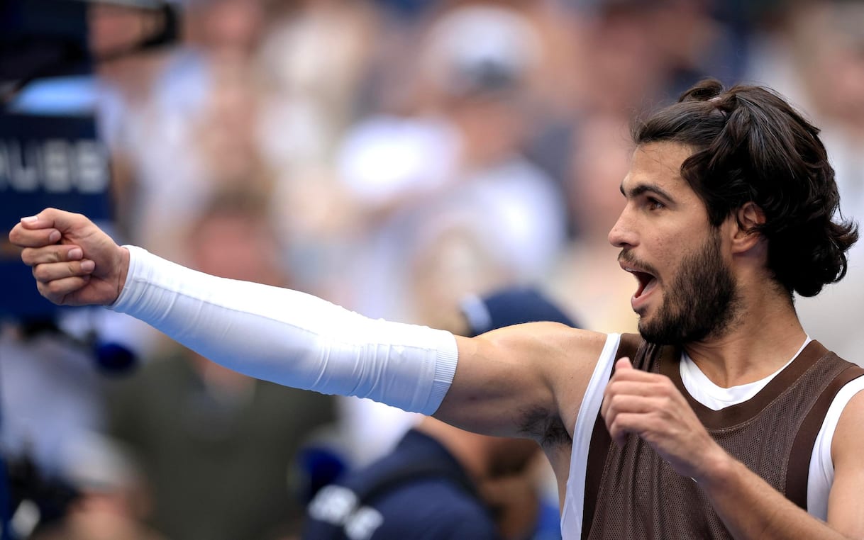 https://sport.sky.it/assets/images/ba5cf2b98c2009b7b316cfce7d0de0e1f8409e08/skysport/it/tennis/video/2026/09/04/alcaraz-us-open-intervista-oggi-video-1122078/alcaraz_ansa_2.jpg?im=Resize,width=1218