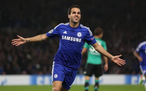 epa04404563 Chelsea's Cesc Fabregas celebrates a goal against Schalke during the UEFA Champions League Group G soccer match between Chelsea FC and FC Schalke 04 at Stamford Bridge stadium in London, Britain, 17 September 2014.  EPA/INA FASSBENDER