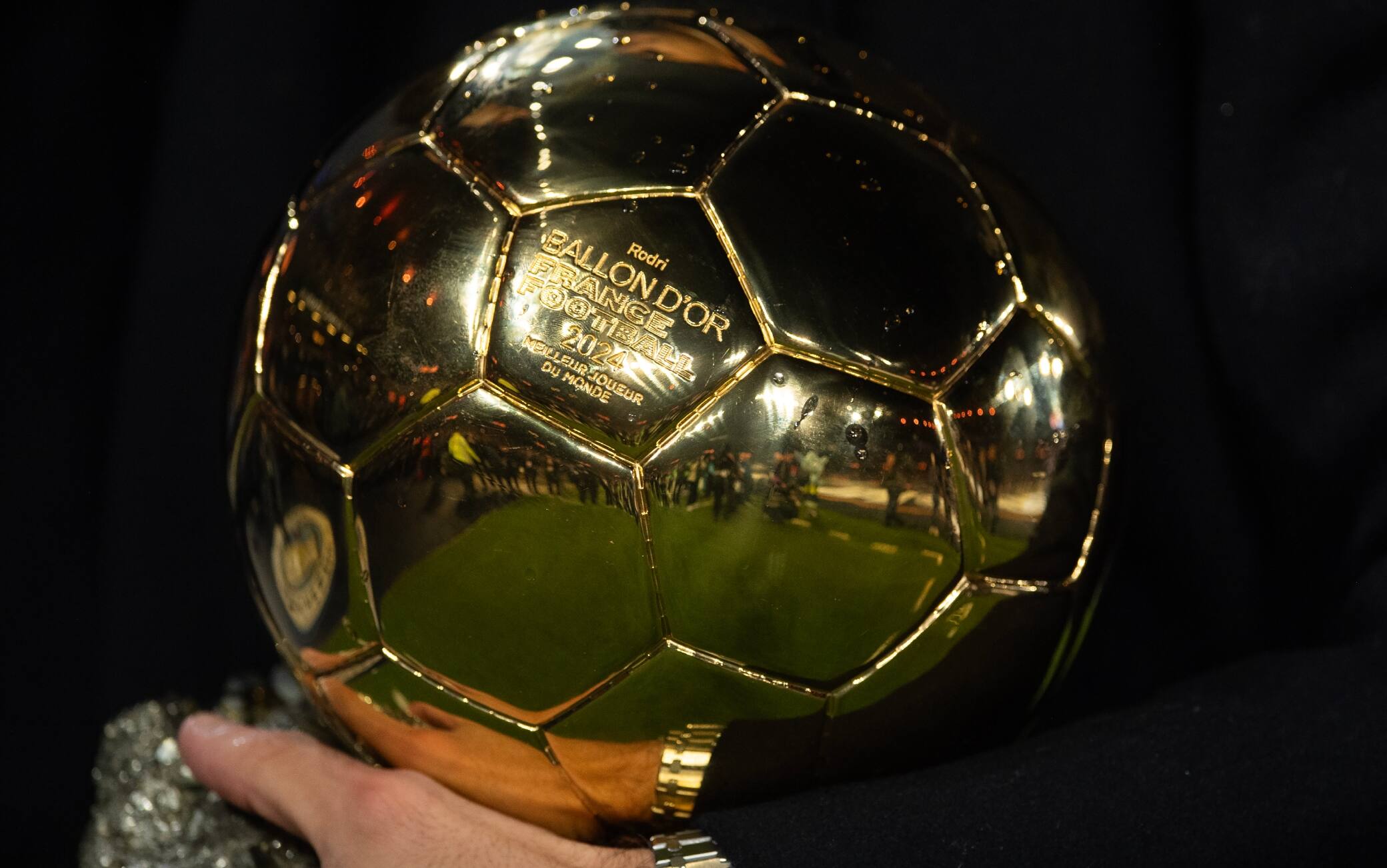 Pallone d'Oro 2026, cerimonia di premiazione a Londra per la prima volta