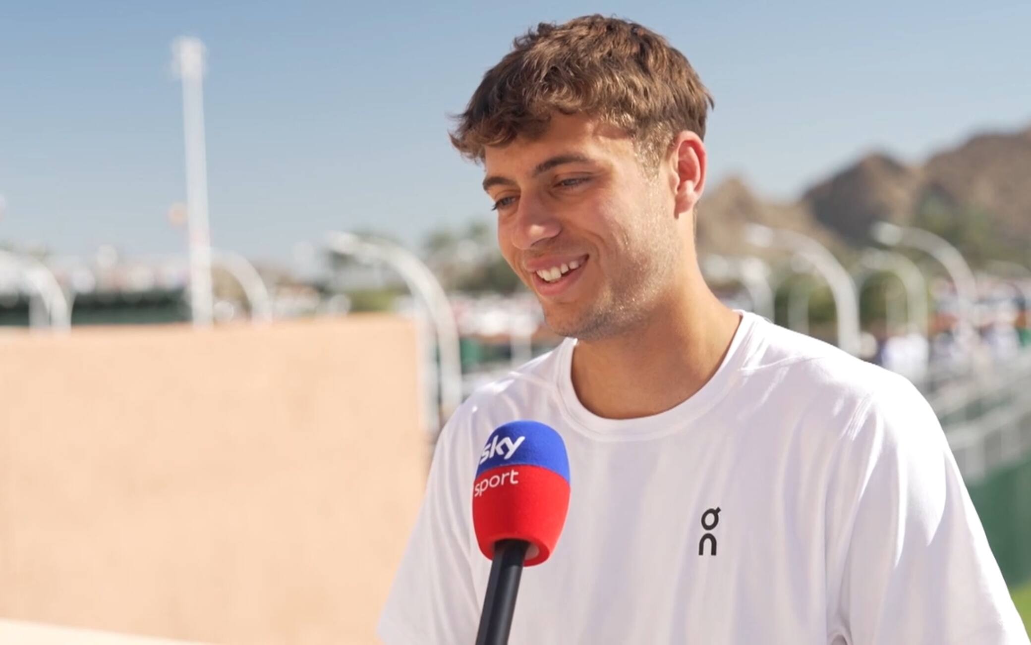 Cobolli prima dell'Atp Indian Wells: "Top 15 un sogno, ma non voglio fermarmi". VIDEO