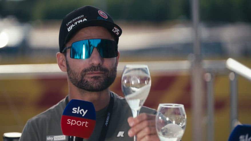 Mattia Pasini e la gioia per i piloti di guidare a Brno