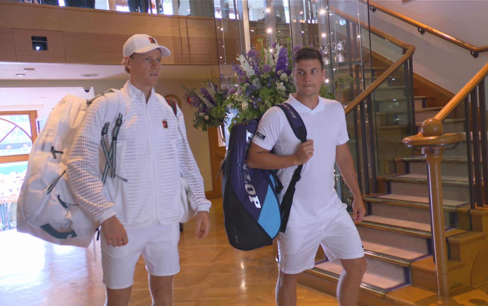Sinner, il video dell'ingresso sul centrale di Wimbledon