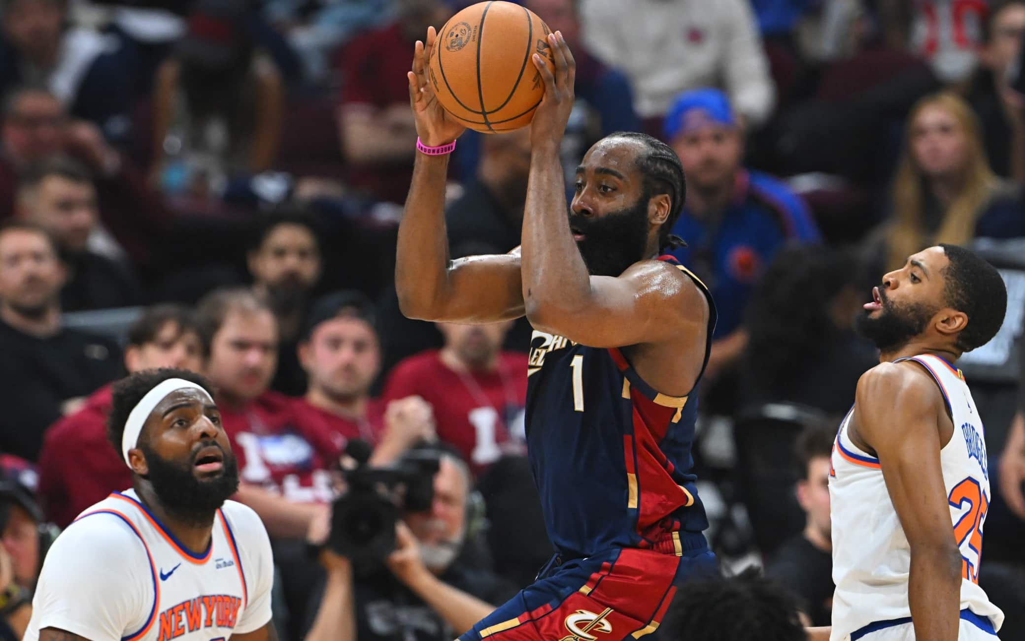 NBA, la versione di Harden: "Siamo meglio dei Knicks, io ho fatto bene anche in difesa"