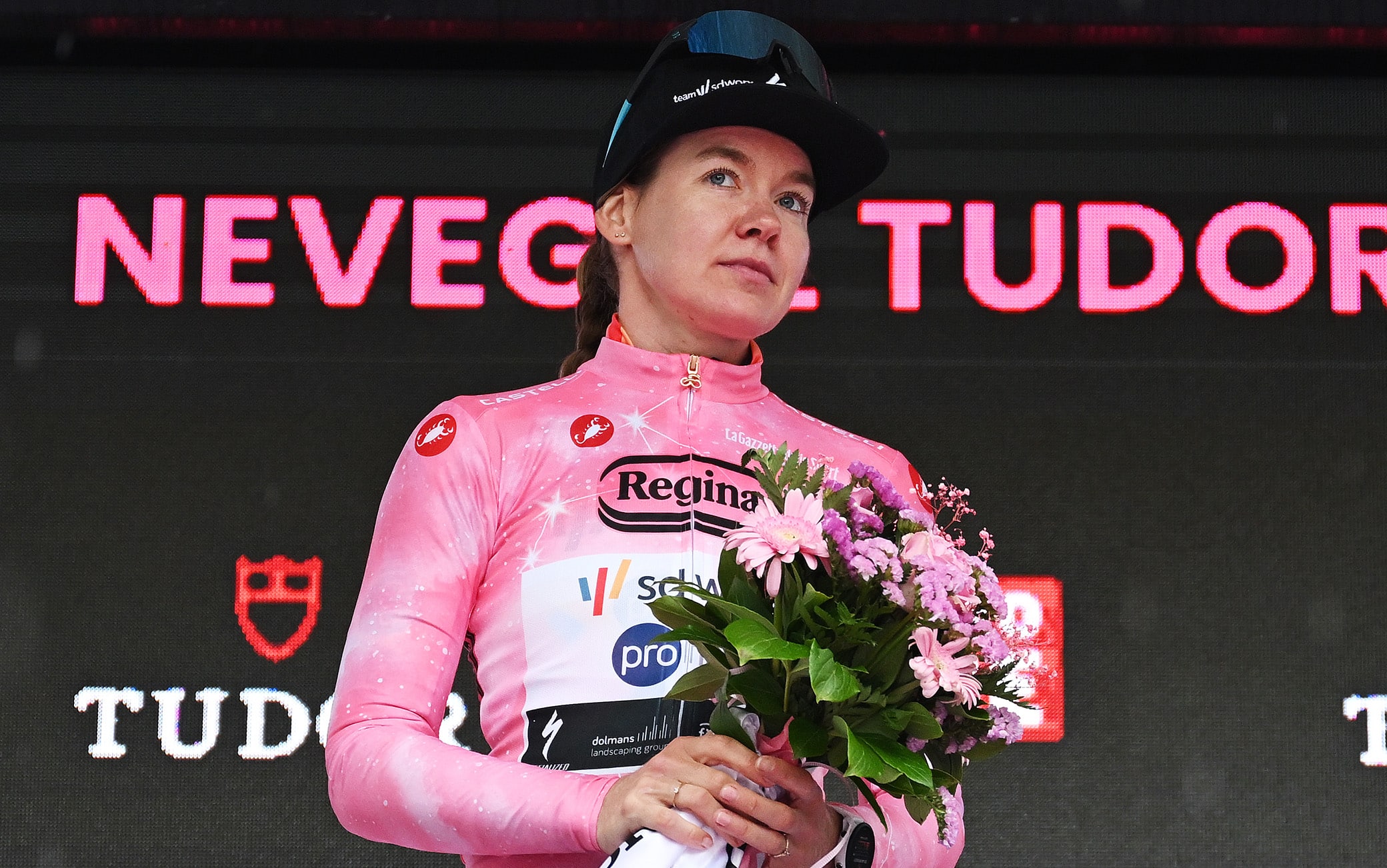 Giro d’Italia Women, Van der Breggen vince la cronoscalata al Nevegal e si prende la rosa 