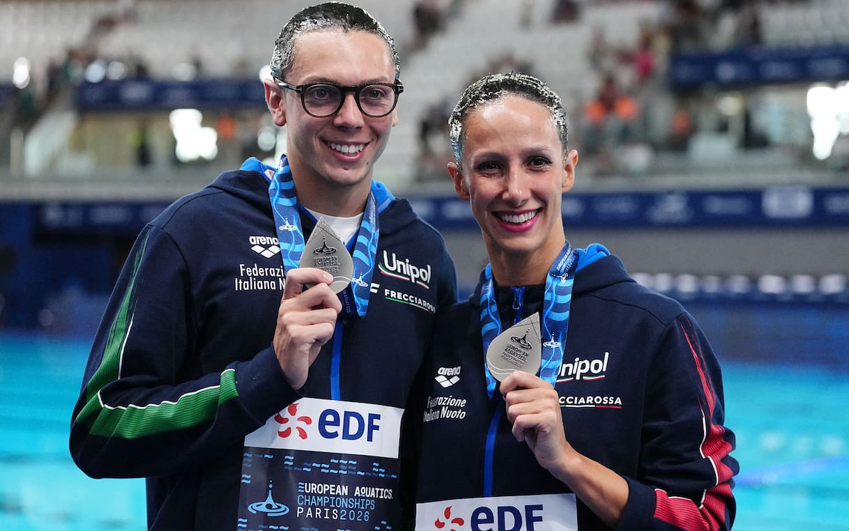 https://sport.sky.it/assets/images/c0db1eec2d5ebc32f87a0f12449425f36e0c7774/skysport/it/altri-sport/nuoto/video/2026/08/02/europei-nuoto-artistico-pelati-ruggiero-argento-highlights-1115572/getty_pelati_ruggiero_europei_nuoto.jpg?im=Resize,width=1218