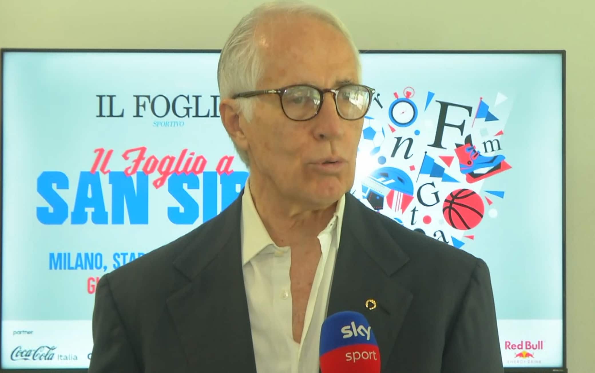 Malagò: "Indispensabile politica si occupi del calcio. Possiamo tornare a volerci bene"