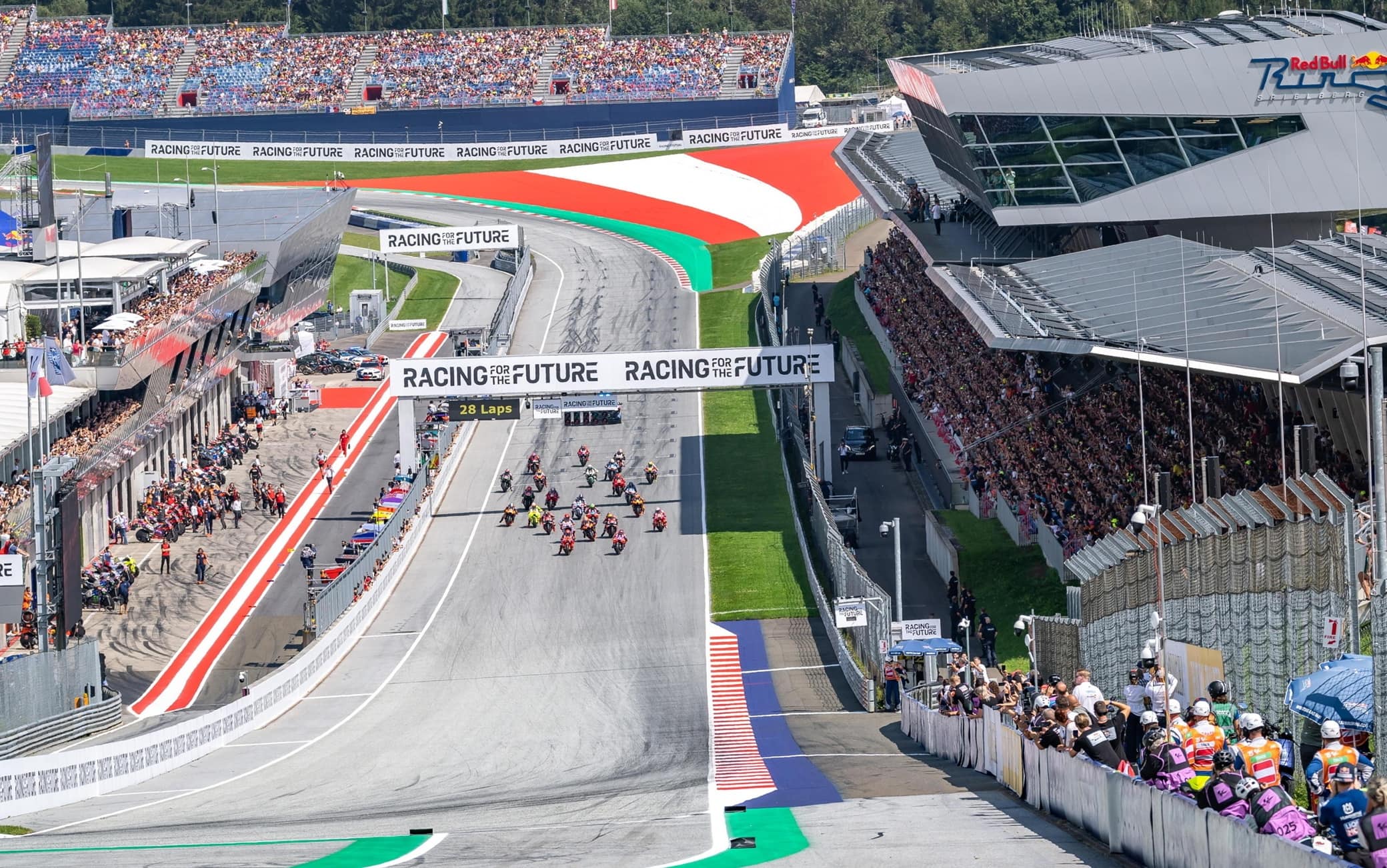 Il rettilineo del GP Austria