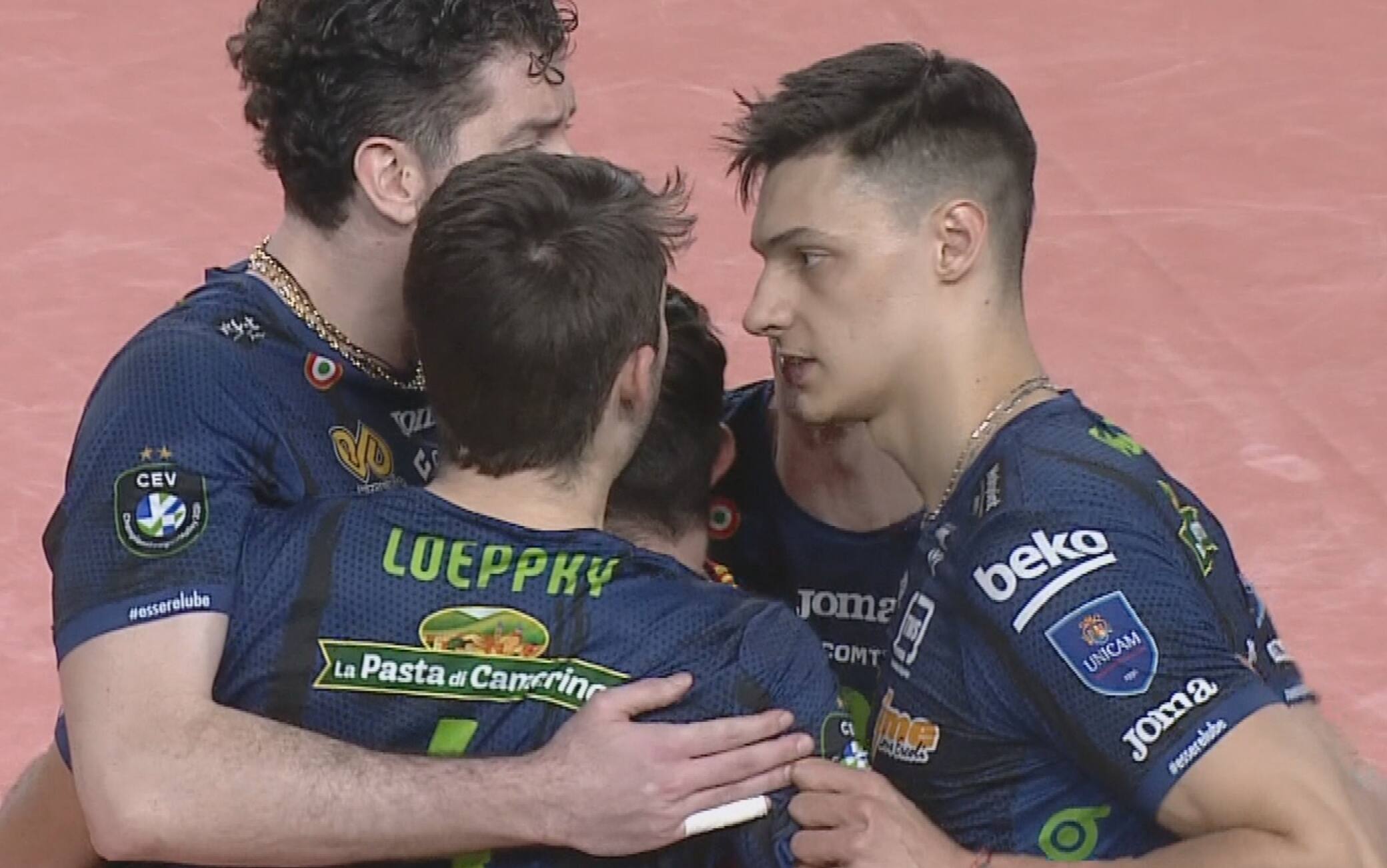 Champions, Civitanova affonda contro Zawiercie. Milano vince l'andata in Challenge Cup