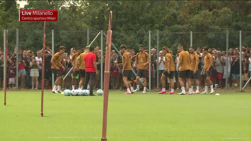 Milan, primo allenamento a Milanello della stagione: video 