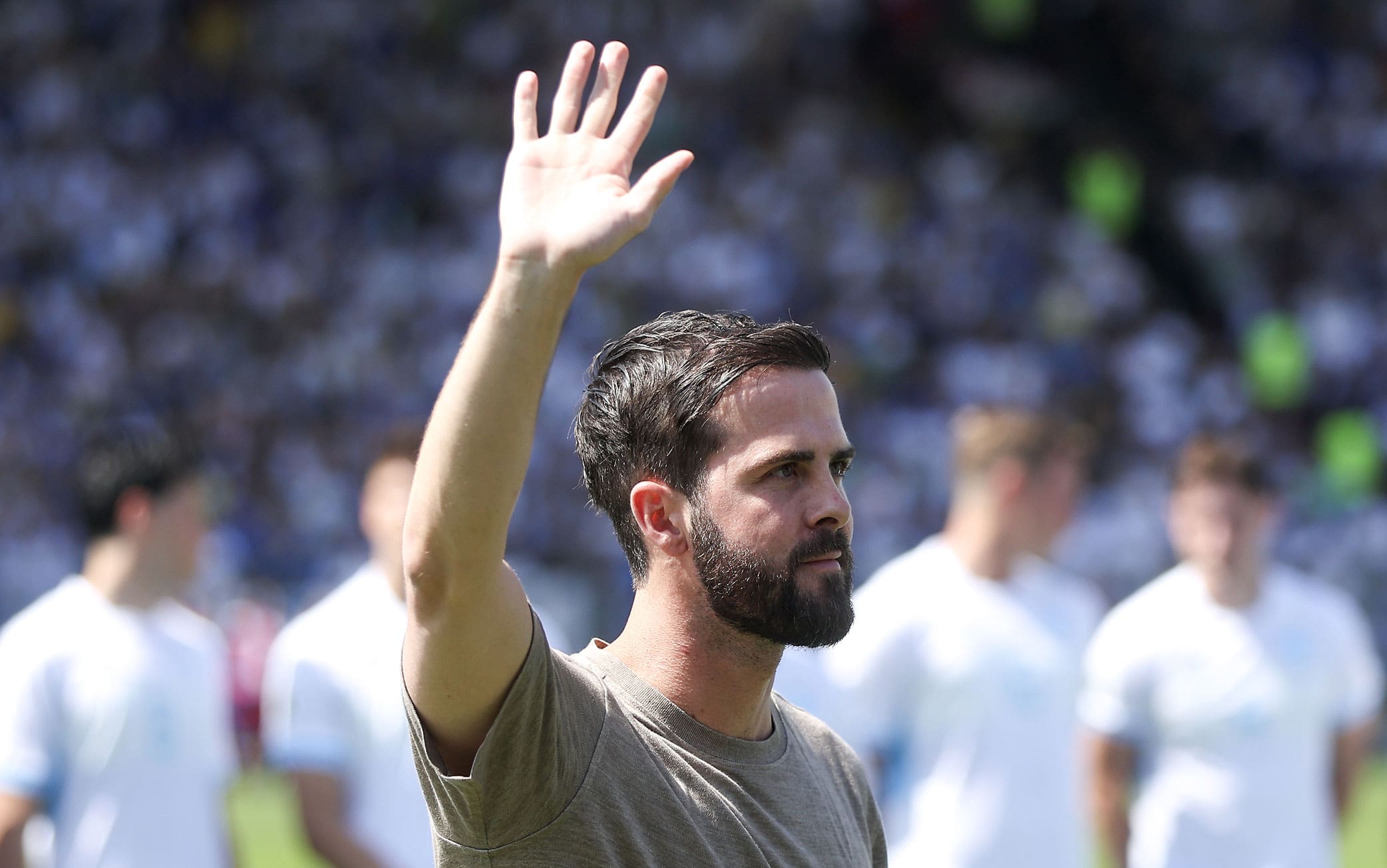 Pjanic saluta il calcio: i giocatori ritirati nel 2026