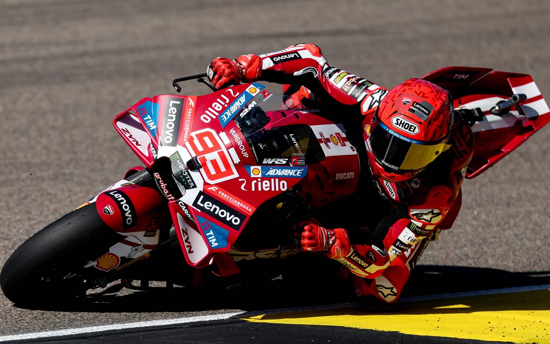 MotoGP in Germania: Marc Marquez il più veloce nel Warm up, 3° Di Giannantonio, 14° Martin