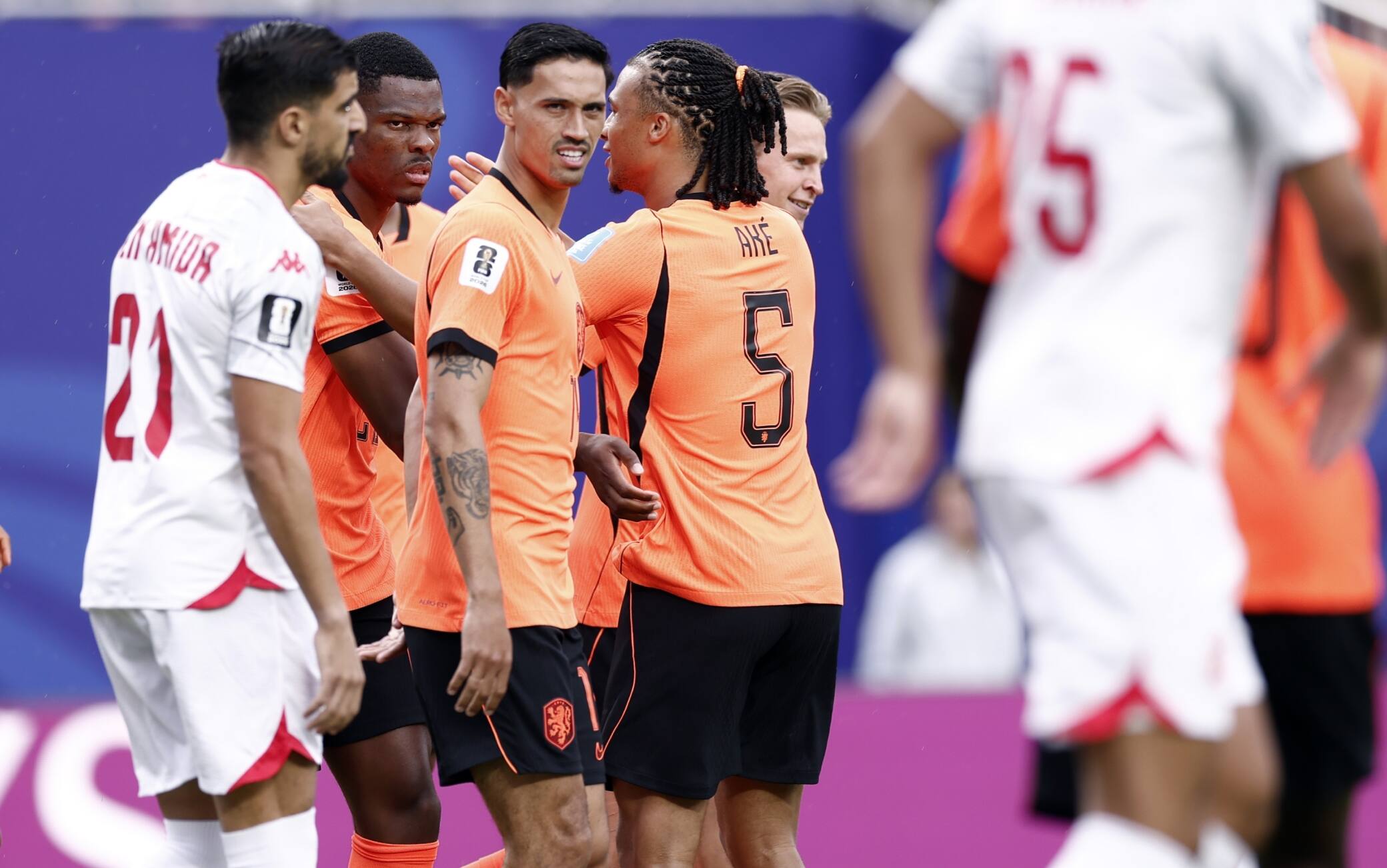 Tunisia-Olanda 1-3: Brobbey ancora in gol, Koeman chiude il girone in testa