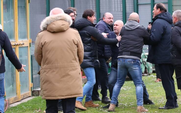 Il presidente Bandecchi sputa verso i tifosi della Ternana