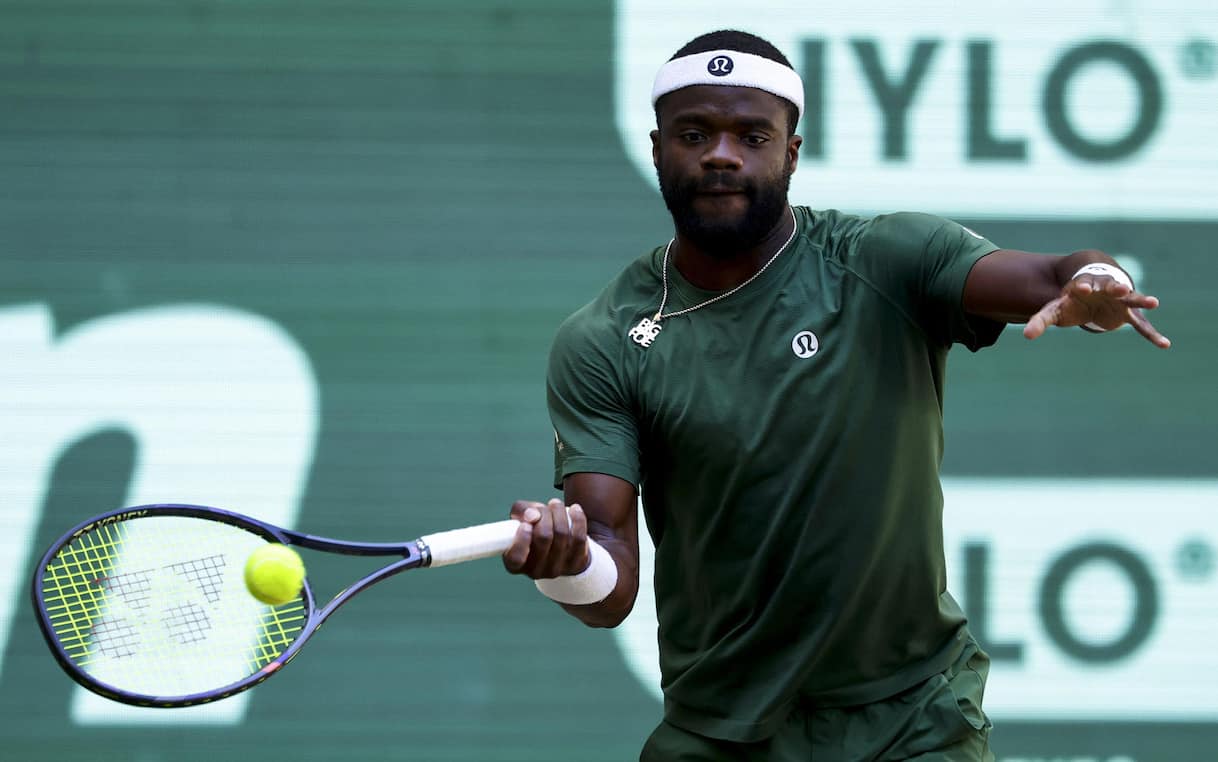 https://sport.sky.it/assets/images/cc701450d4a3a08da8b348530d2ae1621fea41be/skysport/it/tennis/video/2026/06/21/tiafoe-fritz-atp-halle-highlights-1106747/ansa_tiafoe_halle.jfif?im=Resize,width=1218