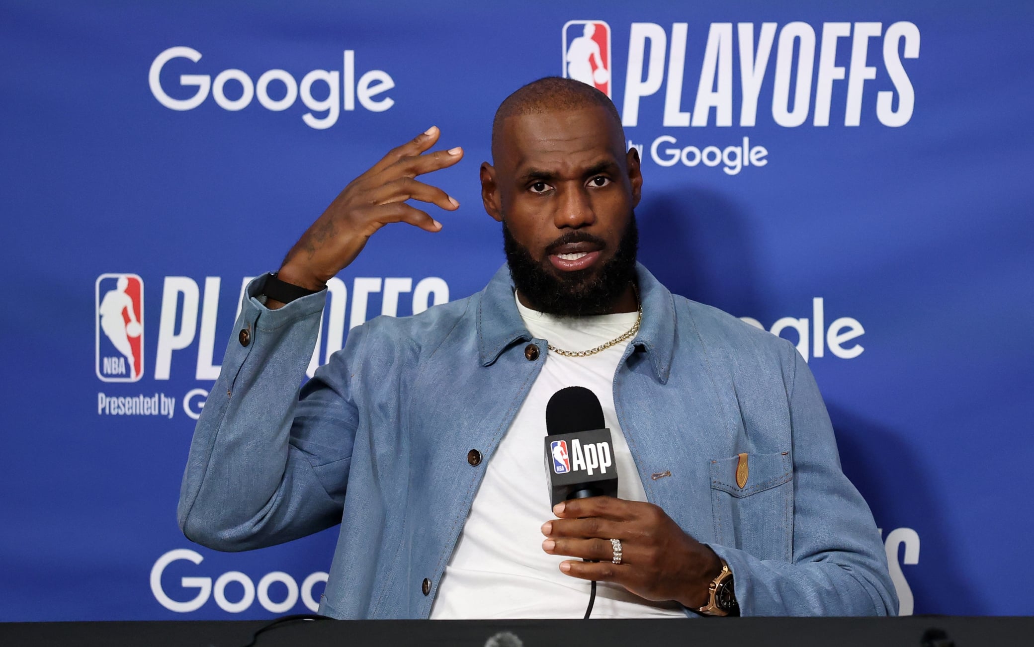 NBA, LeBron non esclude il ritiro: "Non so cosa mi riserva il futuro, deciderò al momento"