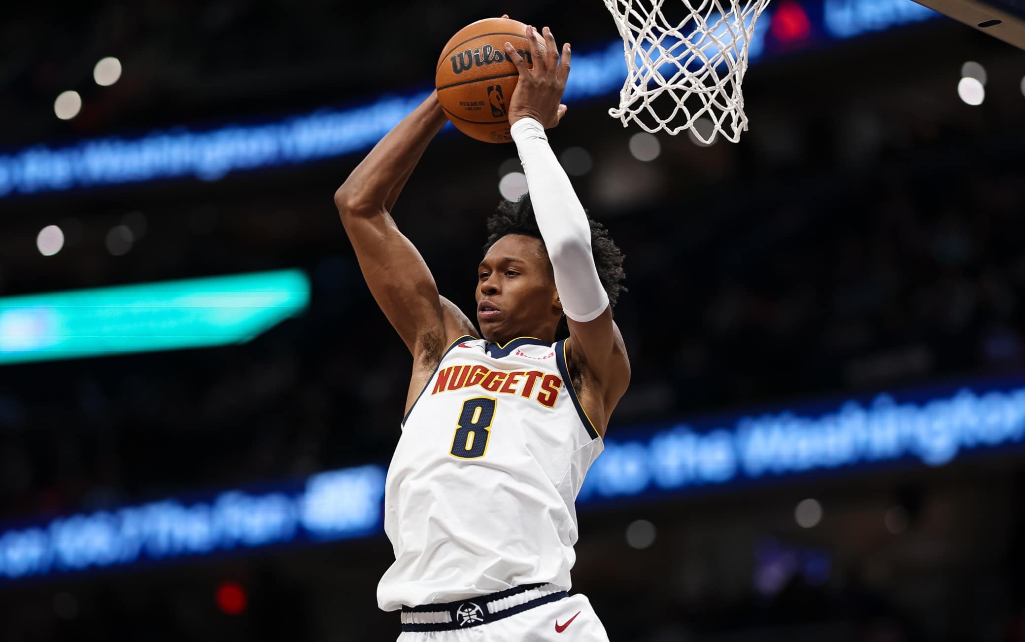 Mercato NBA, i Milwaukee Bucks mettono gli occhi su Peyton Watson
