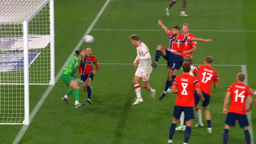 Hojlund in gol con la sua Danimarca contro la Norvegia