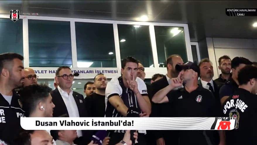 Vlahovic e Lukaku in Turchia: che accoglienza dei tifosi