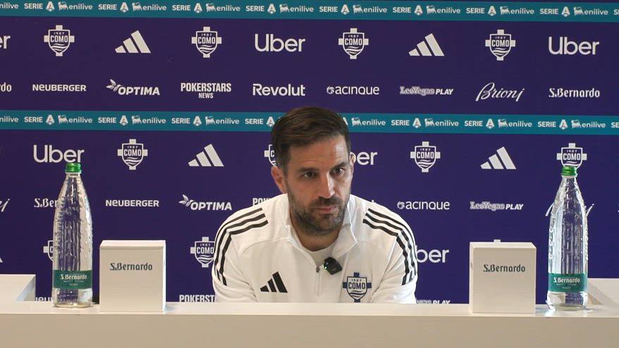 Fabregas: "Il Napoli ha avuto problemi, complimenti a Conte"