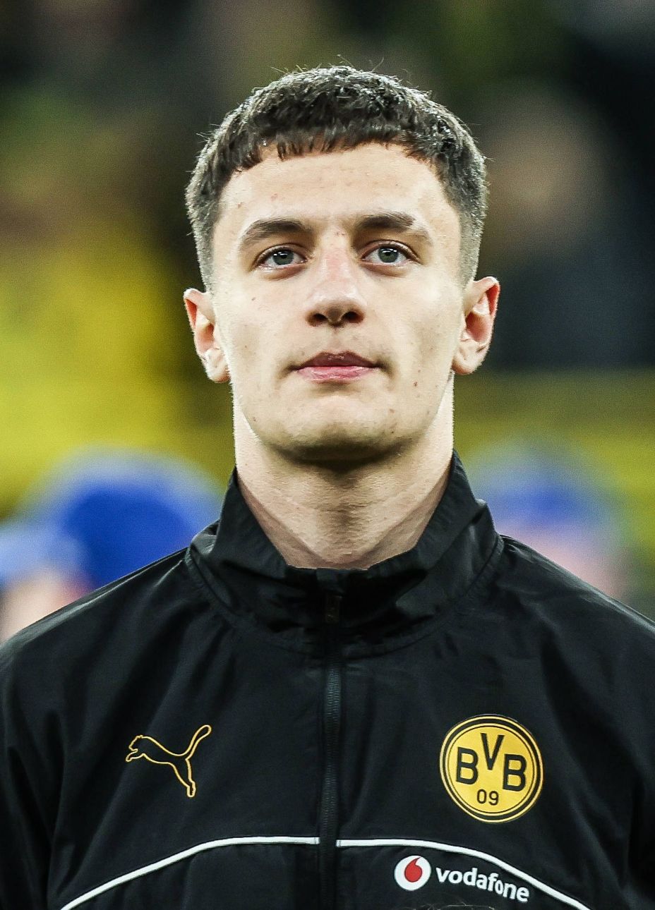 Luca Raghini Chi è Luca Reggiani, il talento del Borussia Dortmund: Maurizio Viscidi ...