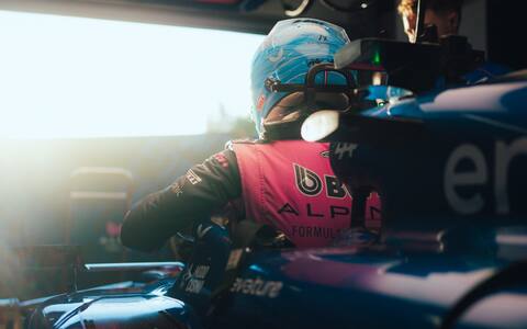 F1, la quinta giornata dei test shakedown a Barcellona: le foto da ...