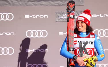urn:newsml:dpa.com:20090101:220130-99-906006