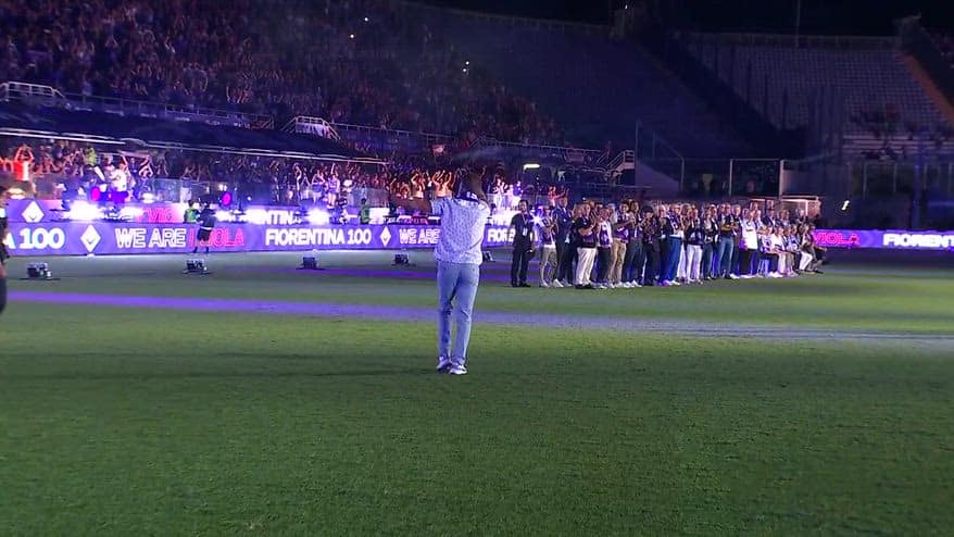L'ovazione del Franchi per Gabriel Omar Batistuta