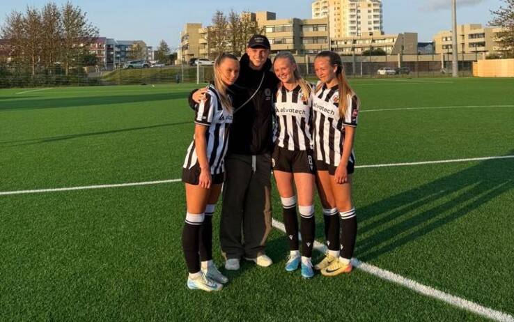 Albert Gudmundsson alla partita disputata tra KR Reykjavík e Gròtta 