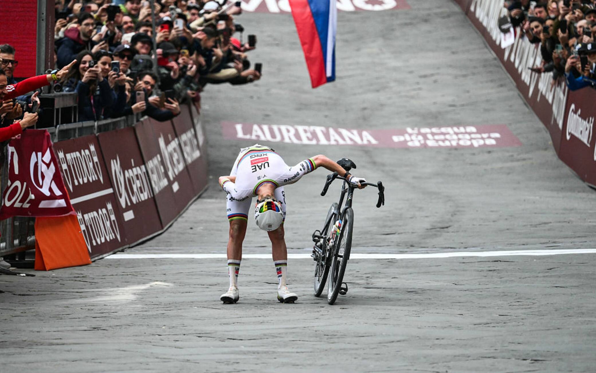 Pogacar, 4^ Strade Bianche: la carriera del campione sloveno
