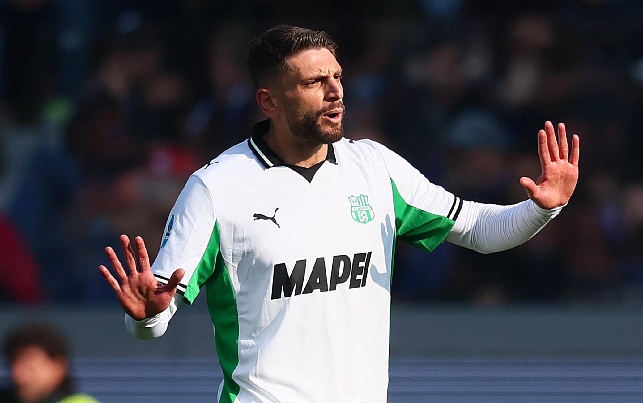 Genoa-Sassuolo, Berardi ed Ellertsson espulsi nel tunnel: cosa è successo