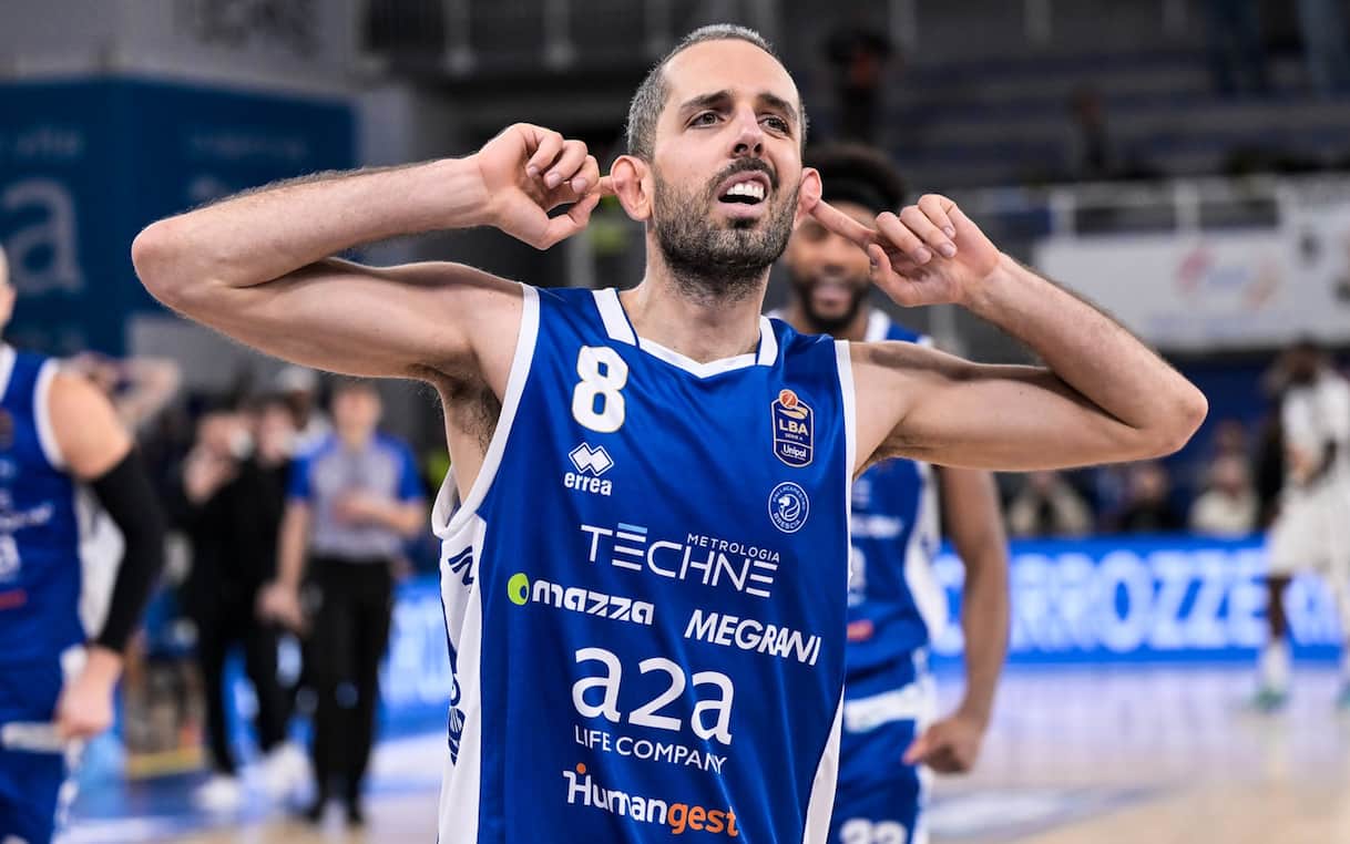 https://sport.sky.it/assets/images/d8140be130fdb215a3c61bf898b6bd010f8fd88f/skysport/it/basket/video/2026/01/25/amedeo-della-valle-brescia-udine-canestro-video-1069292/amedeo_della_valle_ciamillo_castoria.jpg?im=Resize,width=1218