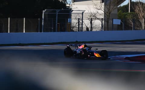 F1, la quinta giornata dei test shakedown a Barcellona: le foto da ...